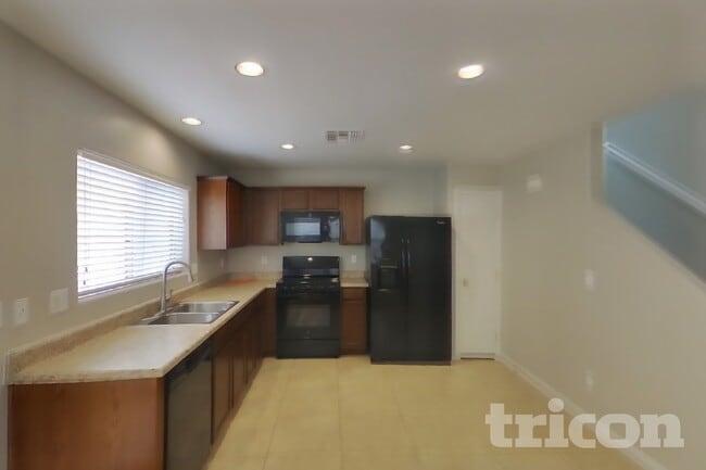 Photo - 6421 W Harwell Rd