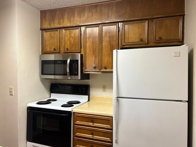 Photo - Willow Apts, 929 Brazos, Graham, TX 76450