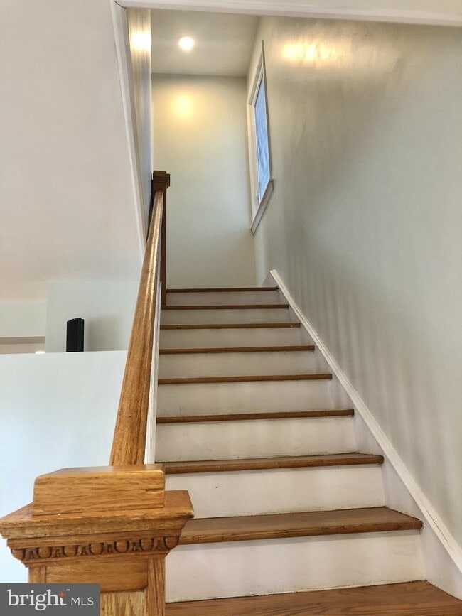 Photo - 329 Browning Ln