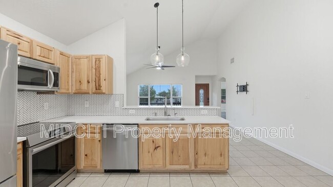 Photo - 1361 Bob White Dr