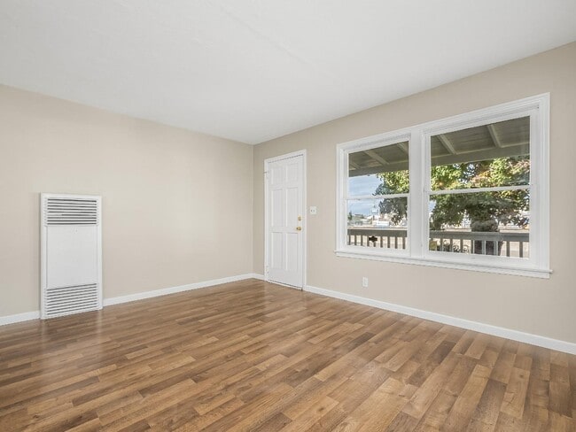 Photo - 2140 E Floradora Ave