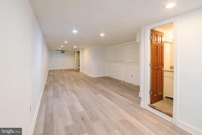 Photo - 2504 S Broad St