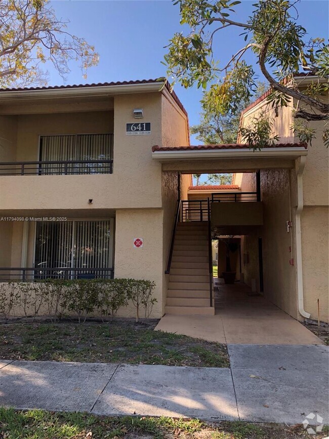Building Photo - 641 Lyons Rd Unit 11101 Rental