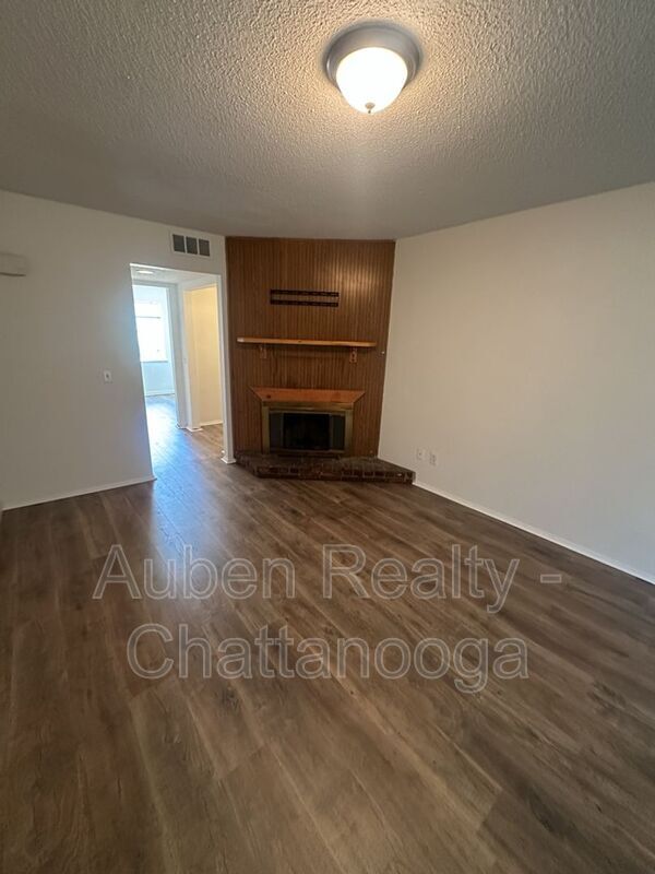 Photo - 505 Mountain Ridge Rd
