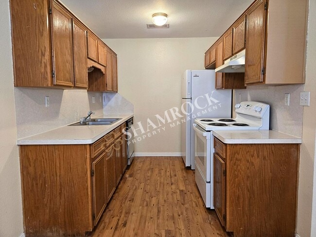 Photo - Cute 2 bedroom!