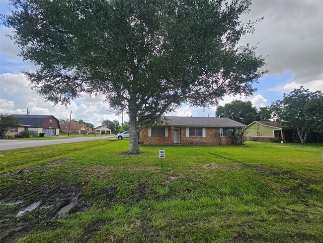 Photo - 120 Ronald Ave