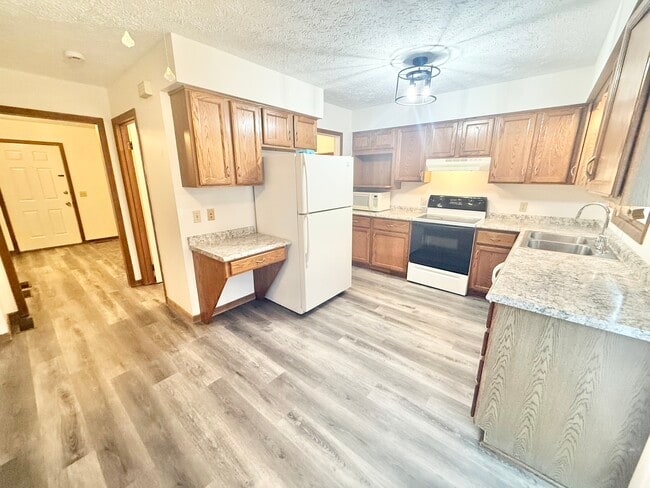 Photo - 5945 Frank Ave NW