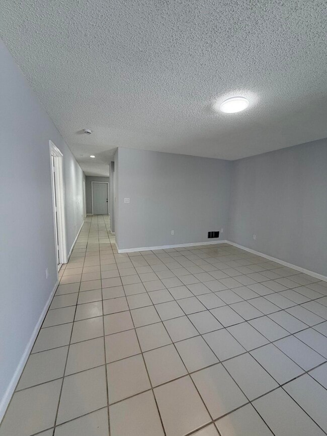 Photo - 182 Sparrow Dr
