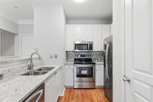 Vista de la cocina - 10 Perimeter Summit Blvd NE Unidad 4144