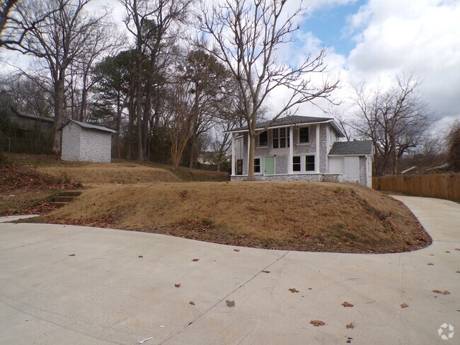 Building Photo - 308 Polly Reed Rd NE Rental