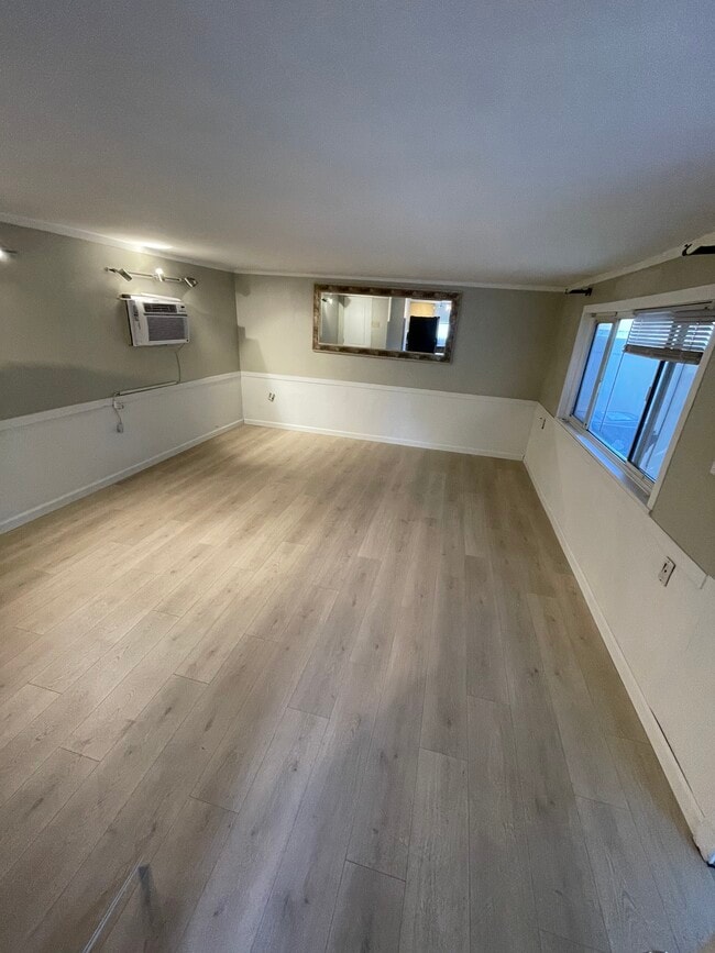 Photo - 14217 Hatteras St