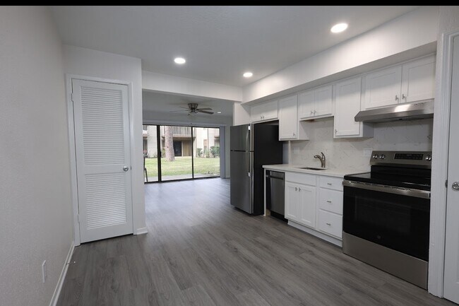 Photo - 12900 Walden Rd Unit G 711