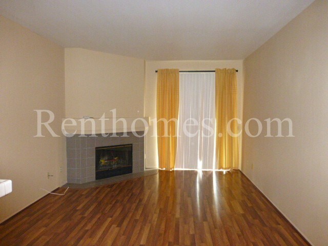 Photo - 2220 Camino De La Reina