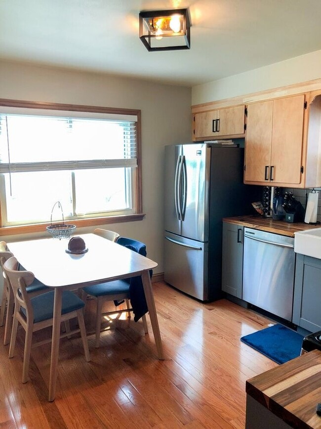 Photo - 2928 N 74th St