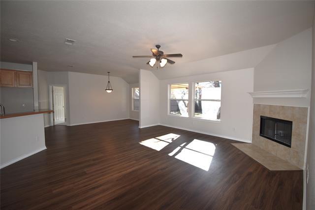 Photo - 808 Royal Oak Ln