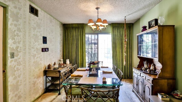 Photo - 331 E Cassidy St