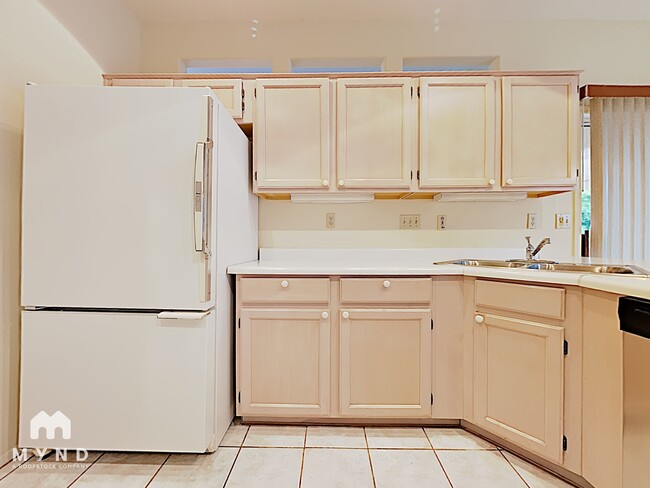 Photo - 16181 W Heritage Dr