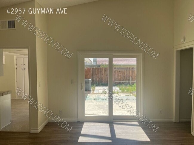 Photo - 42957 Guyman Ave