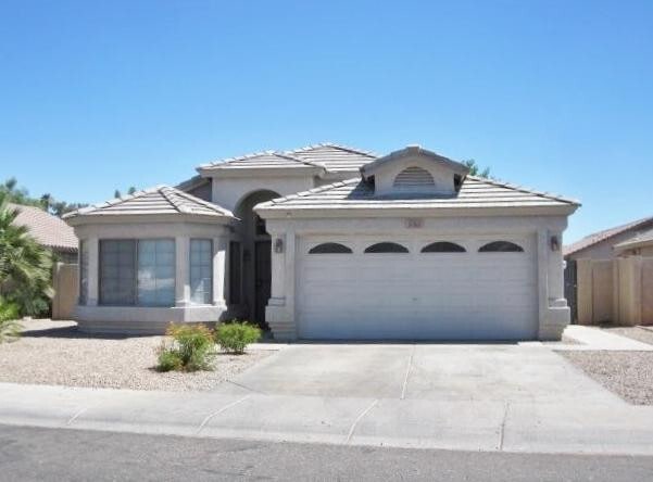 Building Photo - 5763 W Freeway Ln