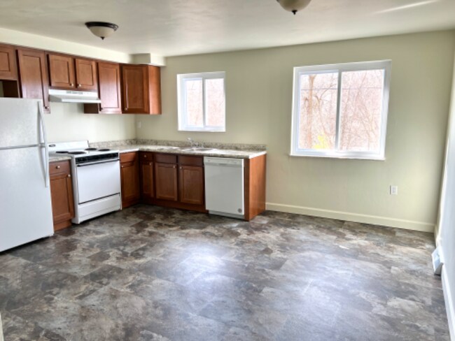 Photo - 80 Lamont Dr Unit 80