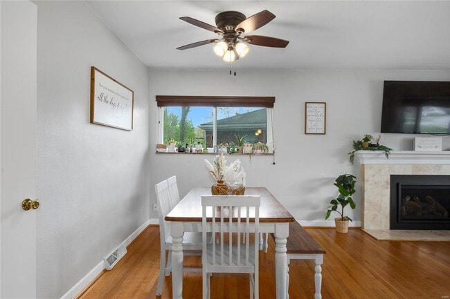 Photo - 9604 Greenview Dr