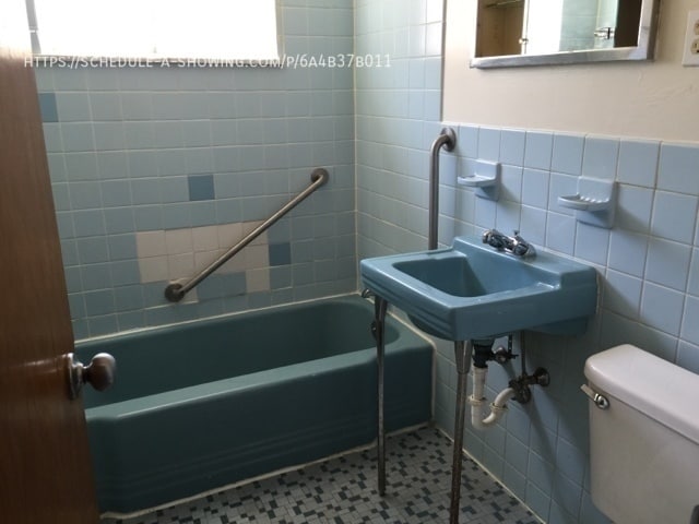 Photo - 3 E Erie Ave