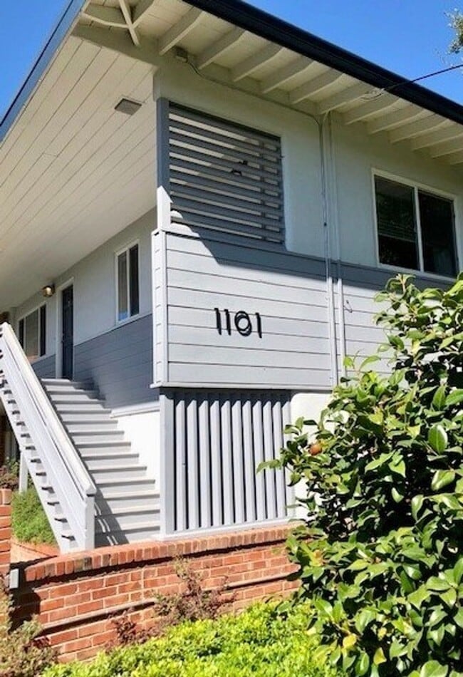 Photo - Noel Court Apartments