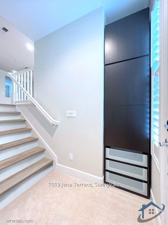 Photo - 1019 Jena Terrace