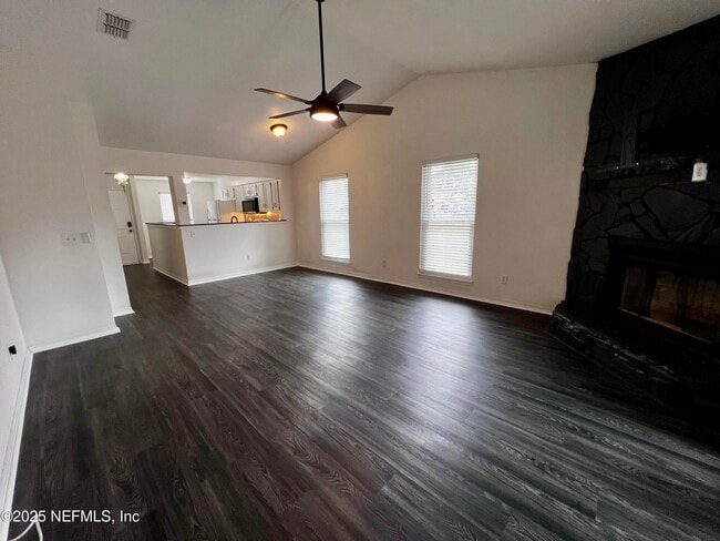 Photo - 2024 Oak Water Dr