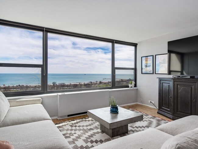 Photo - 1850 N Clark St Unit 2005