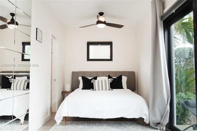 Photo - 1240 NE 17th Ave