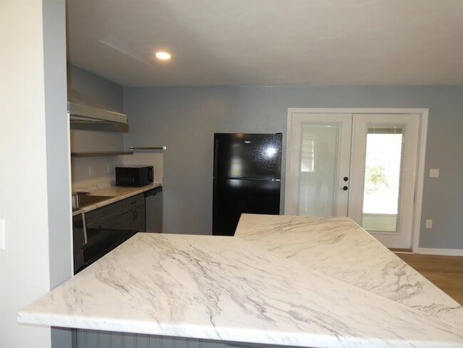 Photo - 1405 S Jefferson St House