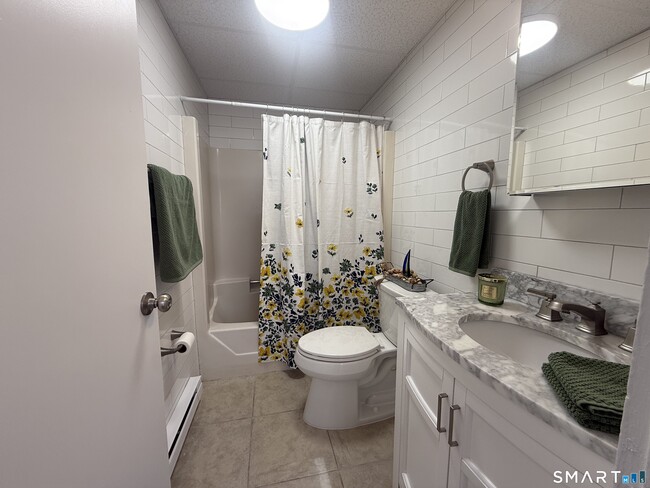 Photo - 156 Garfield Ave