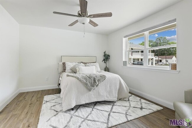 Photo - 212 Centerville St NE Unit 4