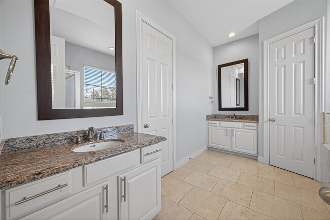 Photo - 1105 Wagner St