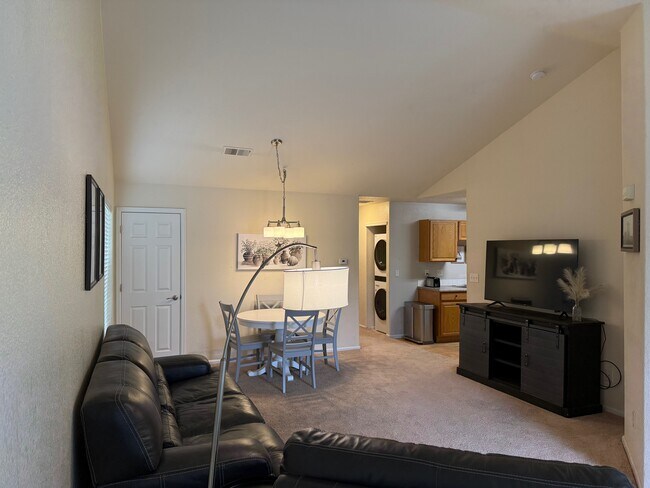 Photo - 802 Waterglen Dr Unit O62