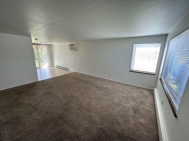 Photo - Great Richland location!