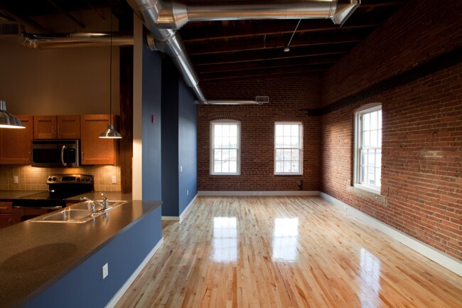 Photo - 425 N Prince St Unit 301