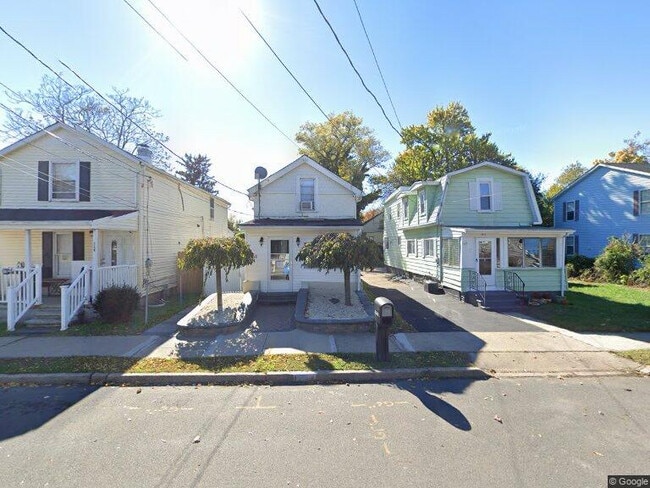 Photo - 191 Parkinson Ave