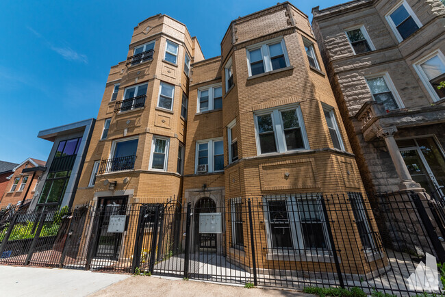 Building Photo - 1431 N Fairfield Ave Unit 2 Rental