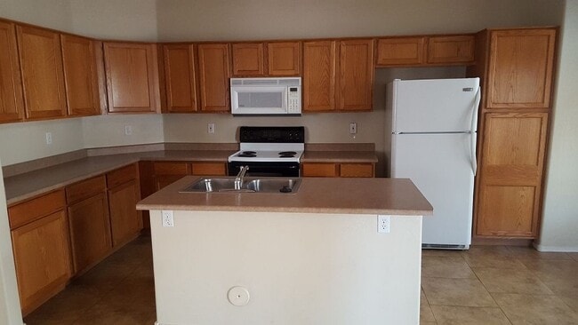 Photo - 14928 N 150th Ln