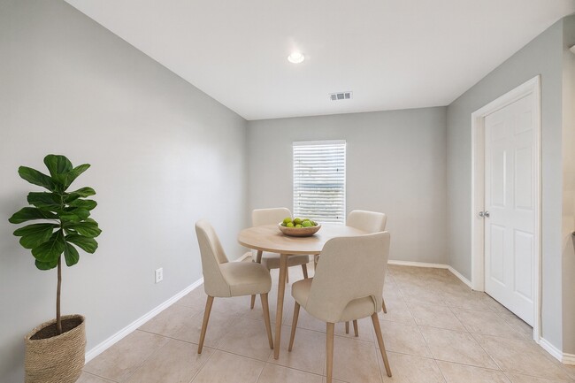 Photo - 2219 Runnels St