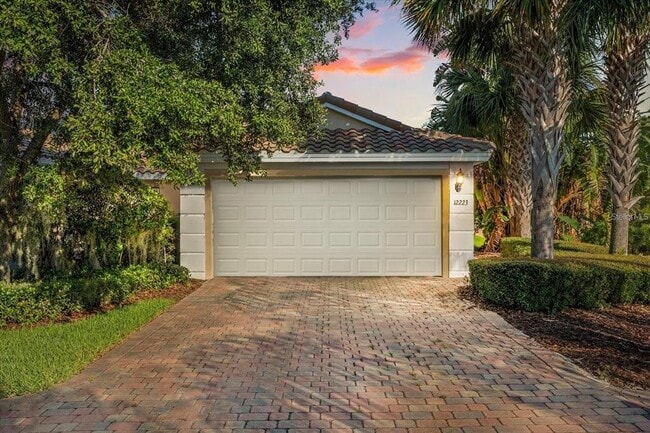 Building Photo - 12223 Pescara Ln