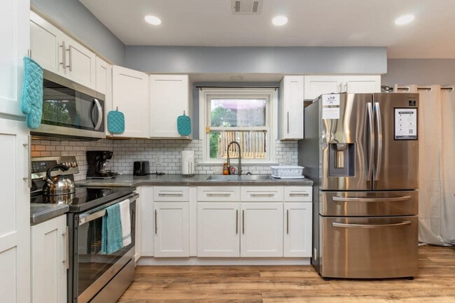 Photo - 1986 Monaco Dr Unit ID1043808P