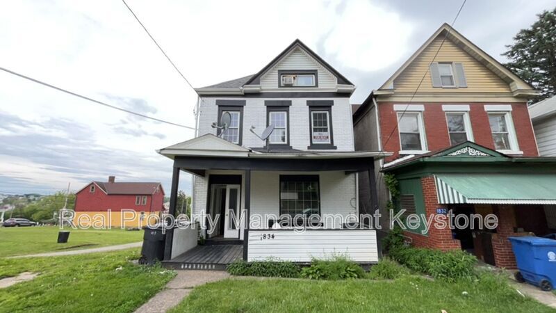 Photo - 1834 Flagler St