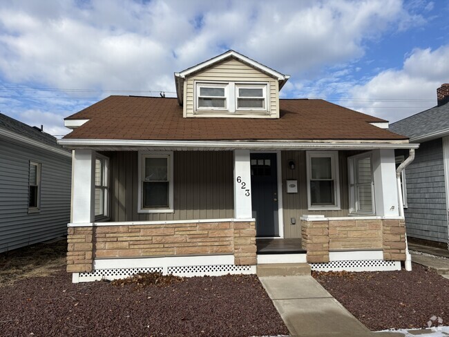 Building Photo - 623 Lehigh Ave Rental