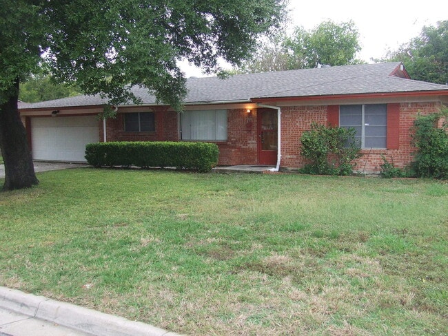 Building Photo - Wedgwood Wonder