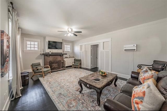 Photo - 2629 S Jennings Ave