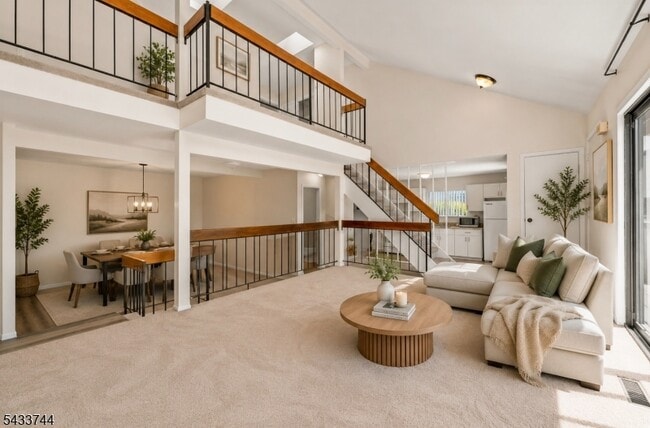 Photo - 30 Chestnut Ct