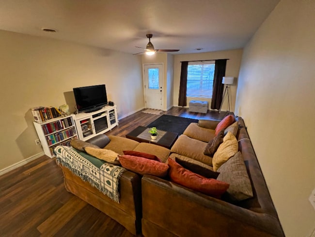 Photo - 628-630 S 21st St Unidad 628